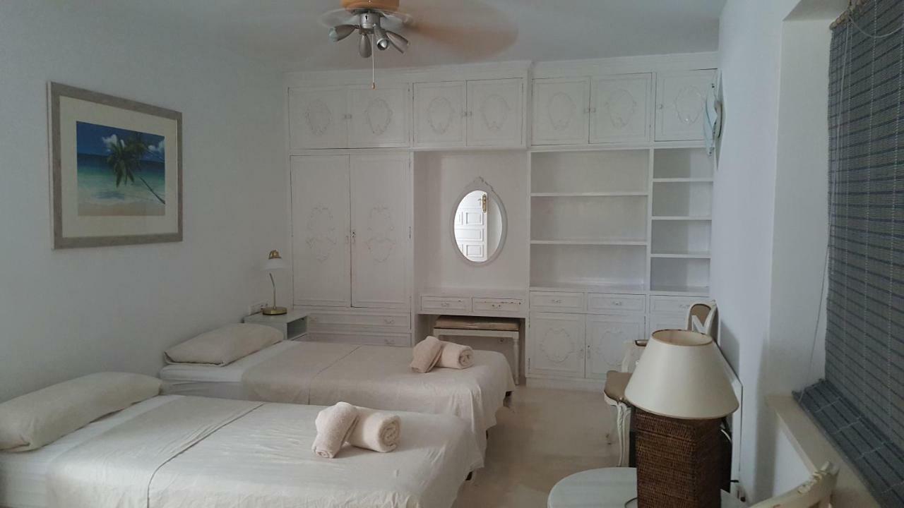 Villa Front Line Beach *